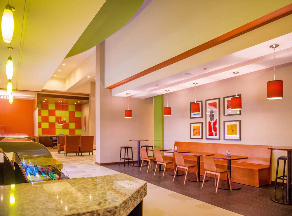 Courtyard By Marriott Ciudad Del Carmen Campeche Hotel Exterior photo